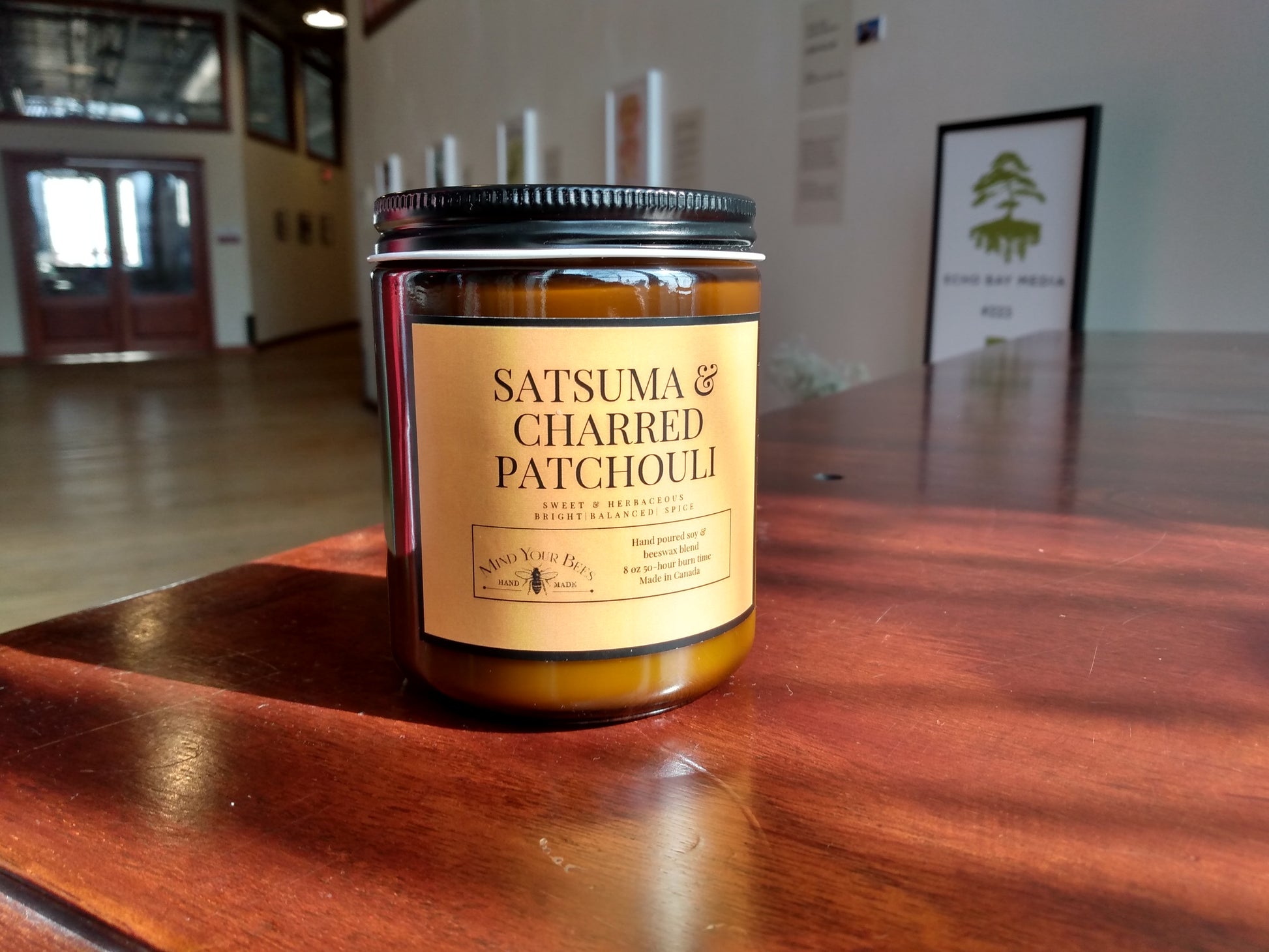 exquisite 8-oz geranium & vetiver candle harnesses - 0
